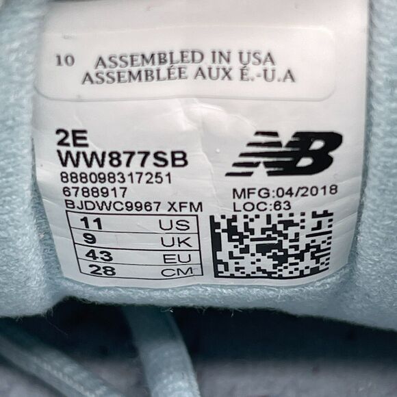 New Balance 877 Womens Shoes Size 11 2E Silver Blue Comfort Walking Sneakers - Picture 8 of 8